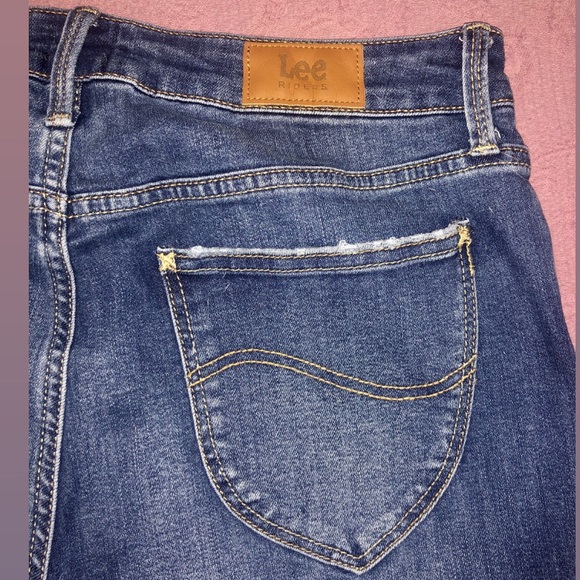 Lee Riders Jeans 💙 - Picture 7 of 14